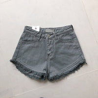 Fringed woolen shorts